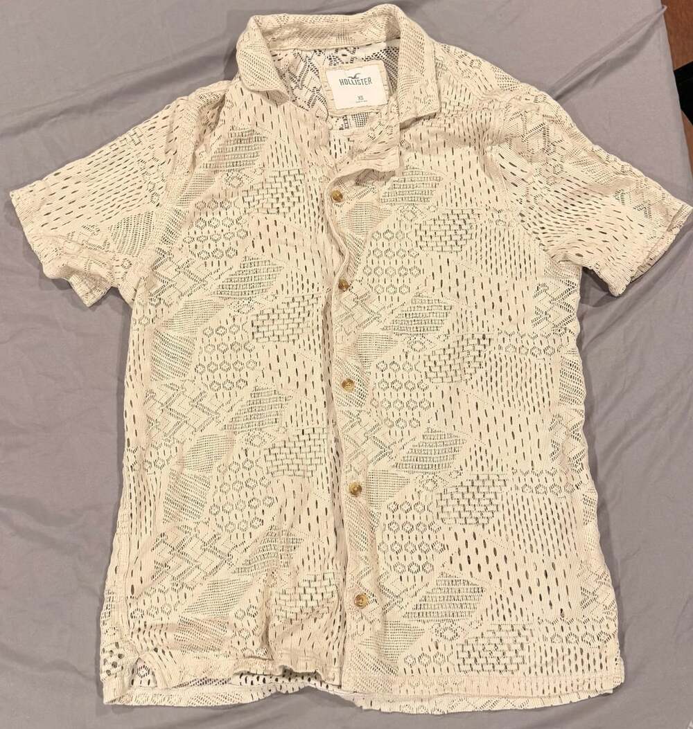 Hollister Men's Short Sleeve Crochet Button Up Shirt Ecru Size XS